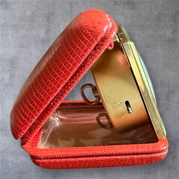 Vintage Florn Travel Alarm Clock in a Genuine Red Leather Case - Picture 4 of 11